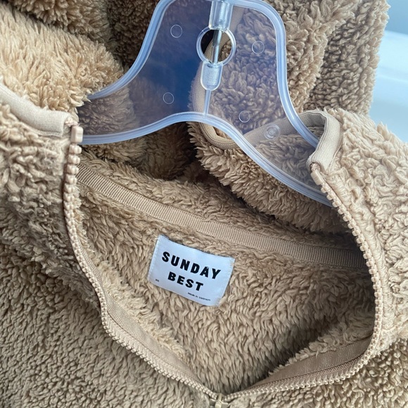 Sunday Best ARITZIA Teddy Jacket - Picture 3 of 6